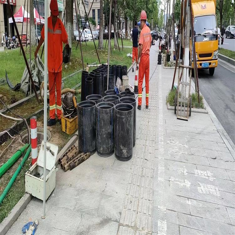 樟树管道短管置换修复